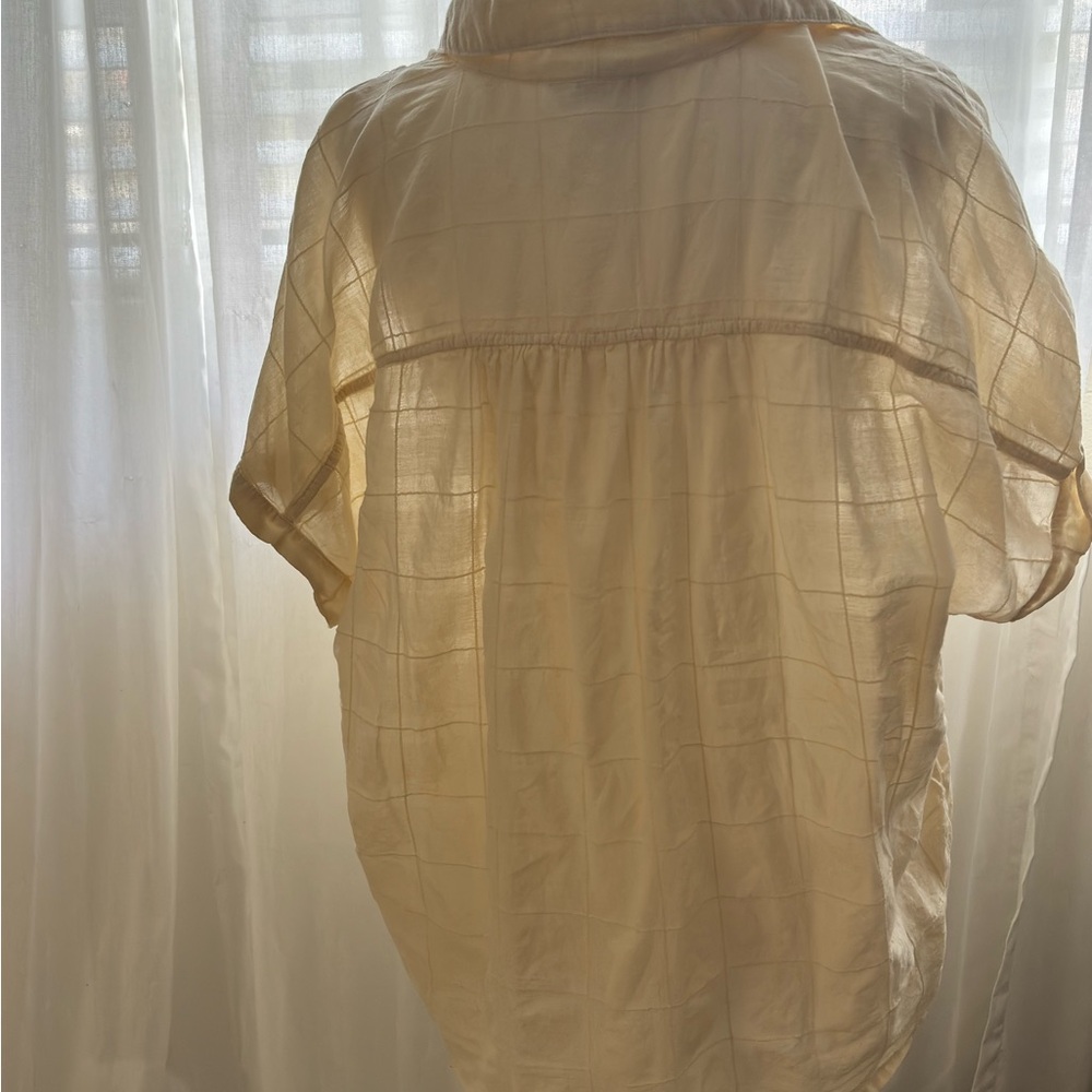 Yellow button down blouse - Picture 3 of 3